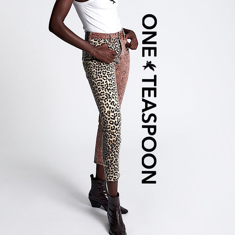 One Teaspoon | Legends High Waist Mom Fit Denim Jeans - Animal Saga - NWT